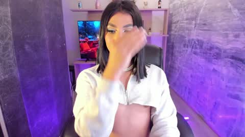 Isa online show from December 21, 5:25 am