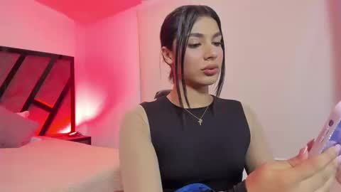 Isa online show from September 8, 10:52 pm