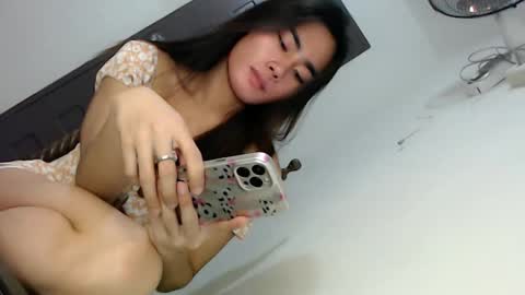 its_me_vanesa online show from November 27, 3:25 pm