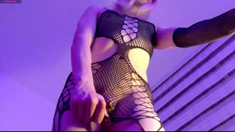 Ivonny online show from November 20, 4:35 am