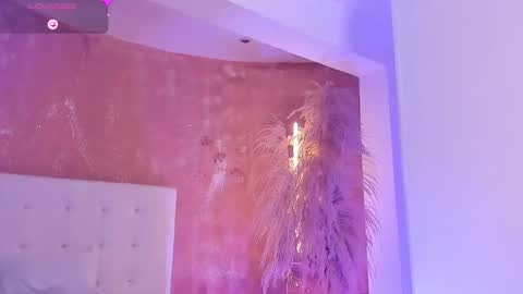Snapshot of jennierrubyjane chatting on October 18, 10:02 pm Jocelyn online show from October 18, 10:02 pm