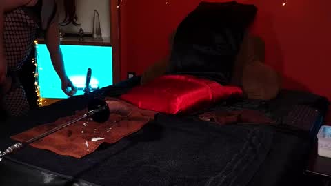 Jennifer Star online show from February 10, 8:05 pm