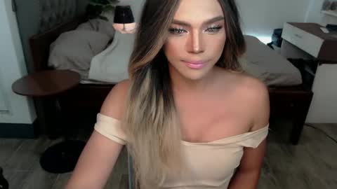 jesie_hot69 online show from April 16, 5:52 am