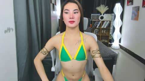 Your naughty Jessie online show from April 13, 8:51 am