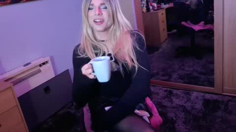 Jessiessicaxx online show from December 20, 12:41 am