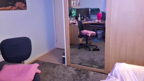 Jessiessicaxx online show from January 18, 11:55 am