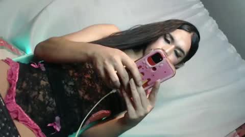 Snapshot of jessylicioushh chatting on December 9, 4:26 pm jessylicioushh online show from December 9, 4:26 pm