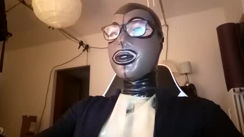 Snapshot of joanesxfree chatting on February 3, 10:00 pm The sweetest toy online show from February 3, 10:00 pm