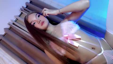 joanna_johnson online show from October 4, 1:39 am