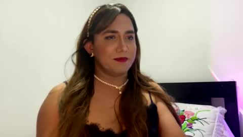 KIM  online show from February 20, 6:06 am