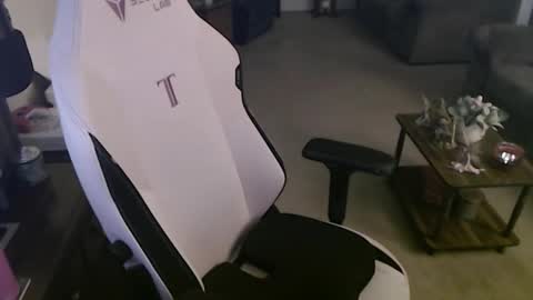 Camprincess331 online show from March 17, 1:09 am