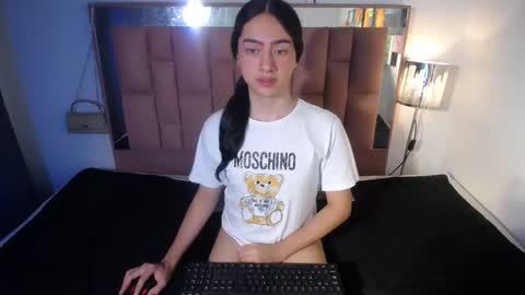Snapshot of kammi_candy chatting on October 14, 1:06 am -- kammi -- online show from October 14, 1:06 am
