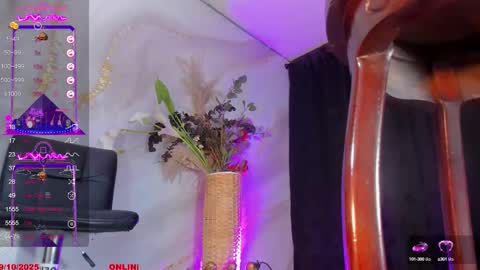 KARLA online show from October 9, 8:43 pm