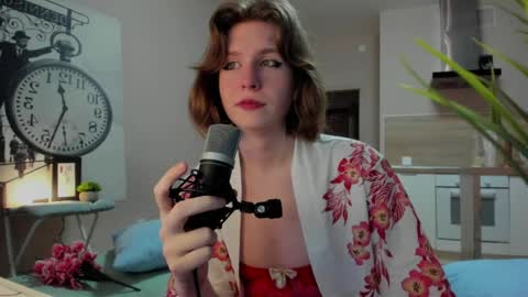 KatieNPZD online show from June 5, 6:52 am