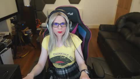 kelseycobalt online show from February 11, 9:25 pm