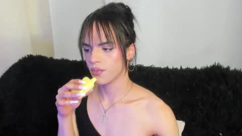 Snapshot of kerly_monroe chatting on October 20, 8:12 pm Kerly online show from October 20, 8:12 pm