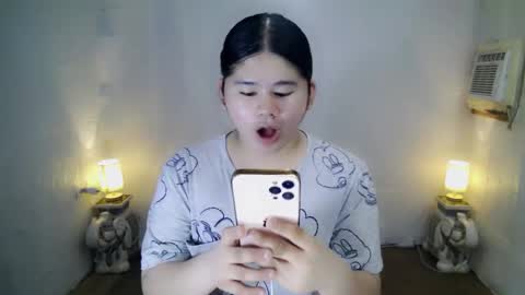 Your SweetGirl Ts online show from February 24, 10:59 am