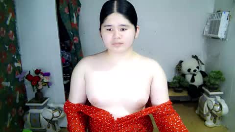 Your SweetGirl Ts online show from November 17, 10:59 am