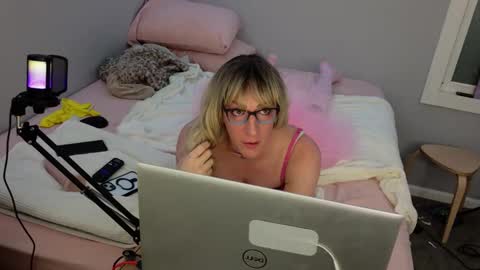 Onya online show from January 10, 8:40 am