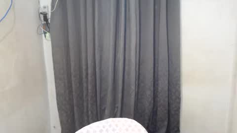 Snapshot of kitty_kim07 chatting on October 29, 7:17 am kitty_kim07 online show from October 29, 7:17 am