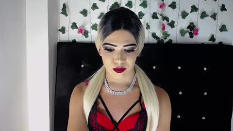 kristal_queen01 online show from March 7, 6:19 am