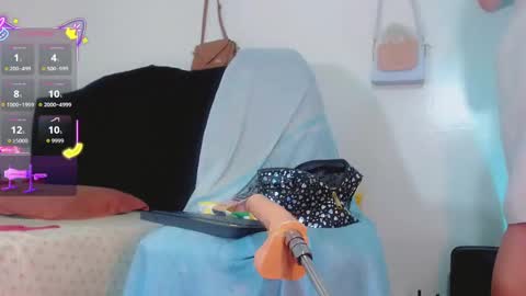 AriSaray online show from October 21, 7:15 pm