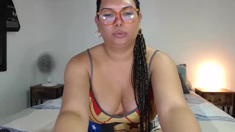 FLOR SALVAJE online show from November 23, 3:08 am