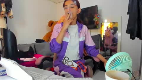 SF online show from April 24, 4:54 pm