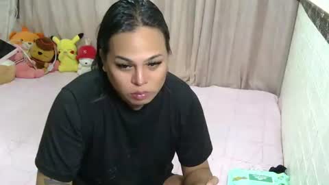 Dallas Hooter Edmonson online show from September 17, 1:49 pm