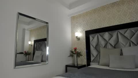 Layla Mackenzie  online show from September 10, 2:32 am