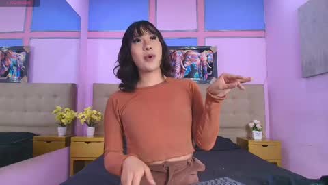  Liiaa Sweett   online show from May 21, 1:29 pm