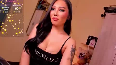 Miss Lily online show from January 10, 8:59 pm