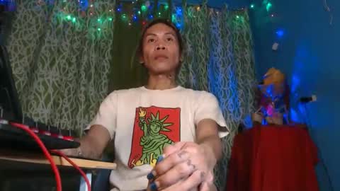 weng bustamante online show from September 28, 8:46 am