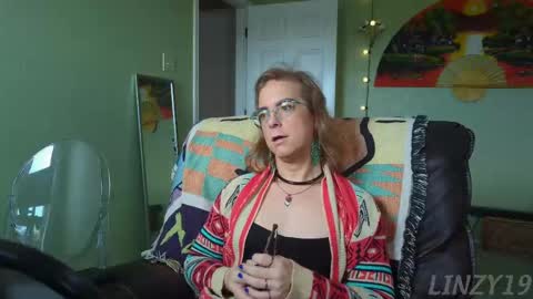 Linzy19 online show from September 27, 5:11 pm