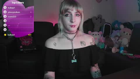 Gwen online show from January 7, 5:45 am