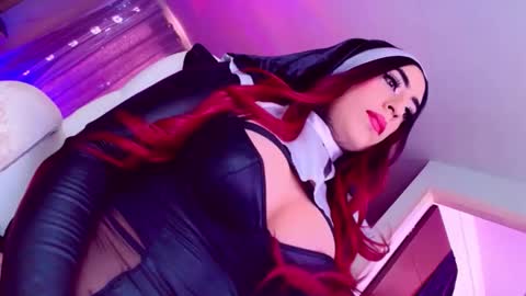 Liza Goth online show from October 31, 5:00 pm