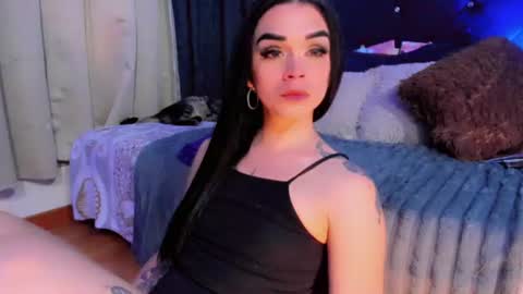 lesly lorena online show from June 20, 9:23 am