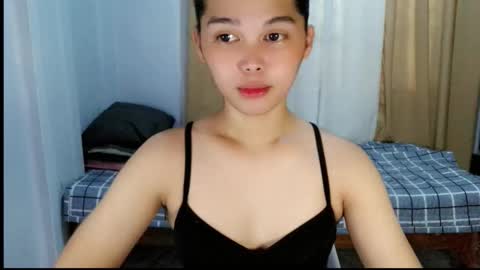 louilalicious online show from February 17, 4:53 am