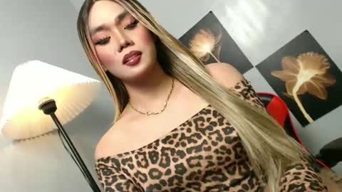 lovers moon22 online show from November 27, 2:41 pm