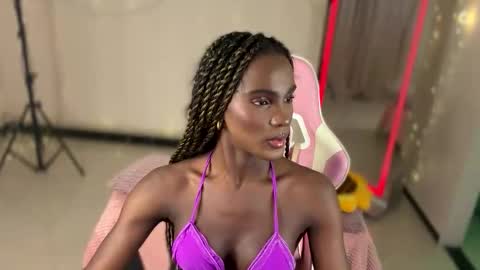 IG luana orq online show from April 20, 7:43 am