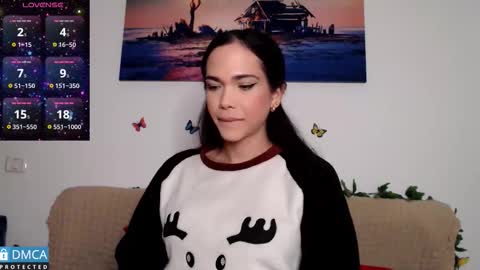 luara_ online show from November 30, 10:12 pm