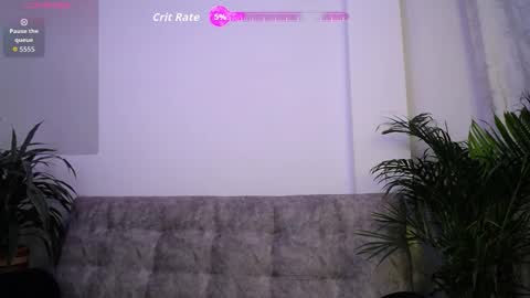 Snapshot of luciiana_lol chatting on October 21, 3:42 am luciiana online show from October 21, 3:42 am