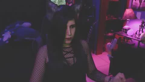Lucypurr666 online show from May 28, 8:01 am