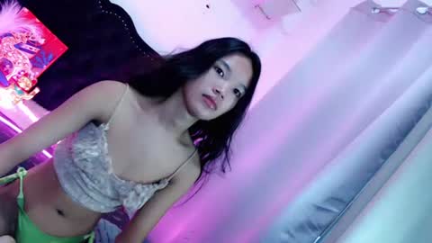 lunafoxx_ online show from January 19, 12:30 am