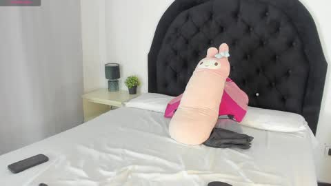 lunmei online show from May 21, 9:33 pm