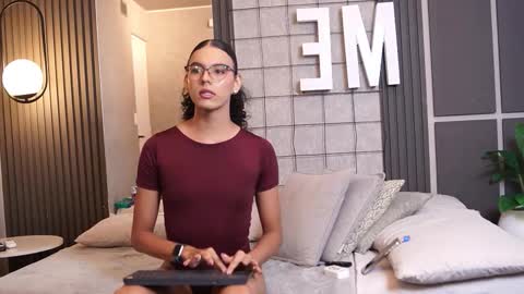 Luxa  online show from February 26, 1:27 pm