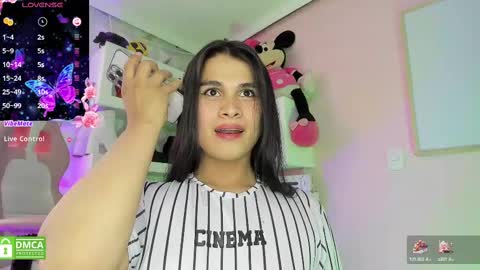 Snapshot of luz_celeste_ chatting on January 30, 10:30 pm Luz online show from January 30, 10:30 pm