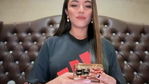 Alison Kloss online show from April 11, 7:45 am