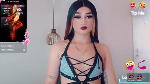 madiso_santiel online show from December 17, 7:30 pm