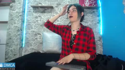 maevekuro online show from March 10, 7:18 pm